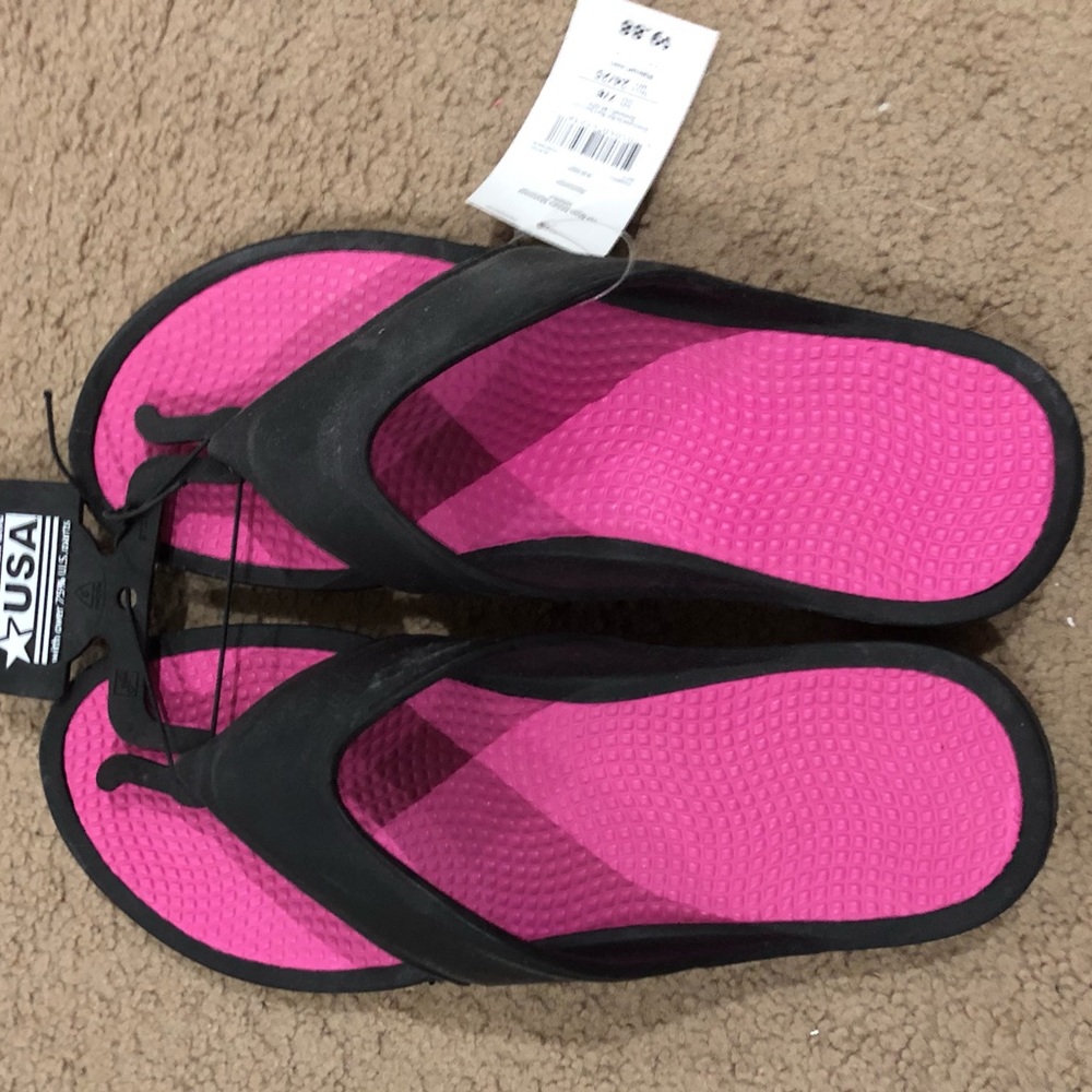 Brand new casual flip flops